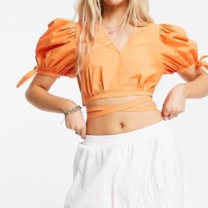 Urban Revivo puff sleeve cropped blouse with tie details in orange XL